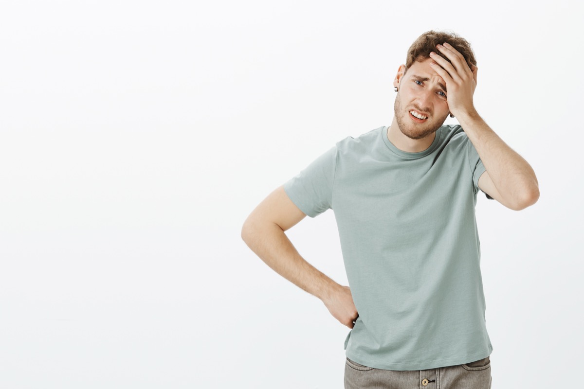 Co oznacza ból przy oddawaniu moczu u mężczyzn? Przyczyny i leczenie